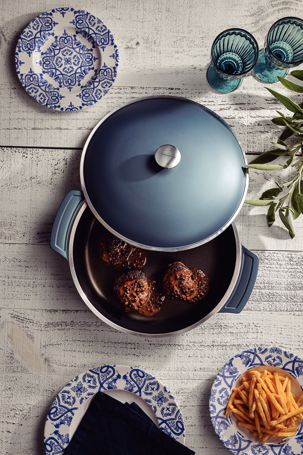 Lyon Blue Frying Pan, 32cm, 4.3L