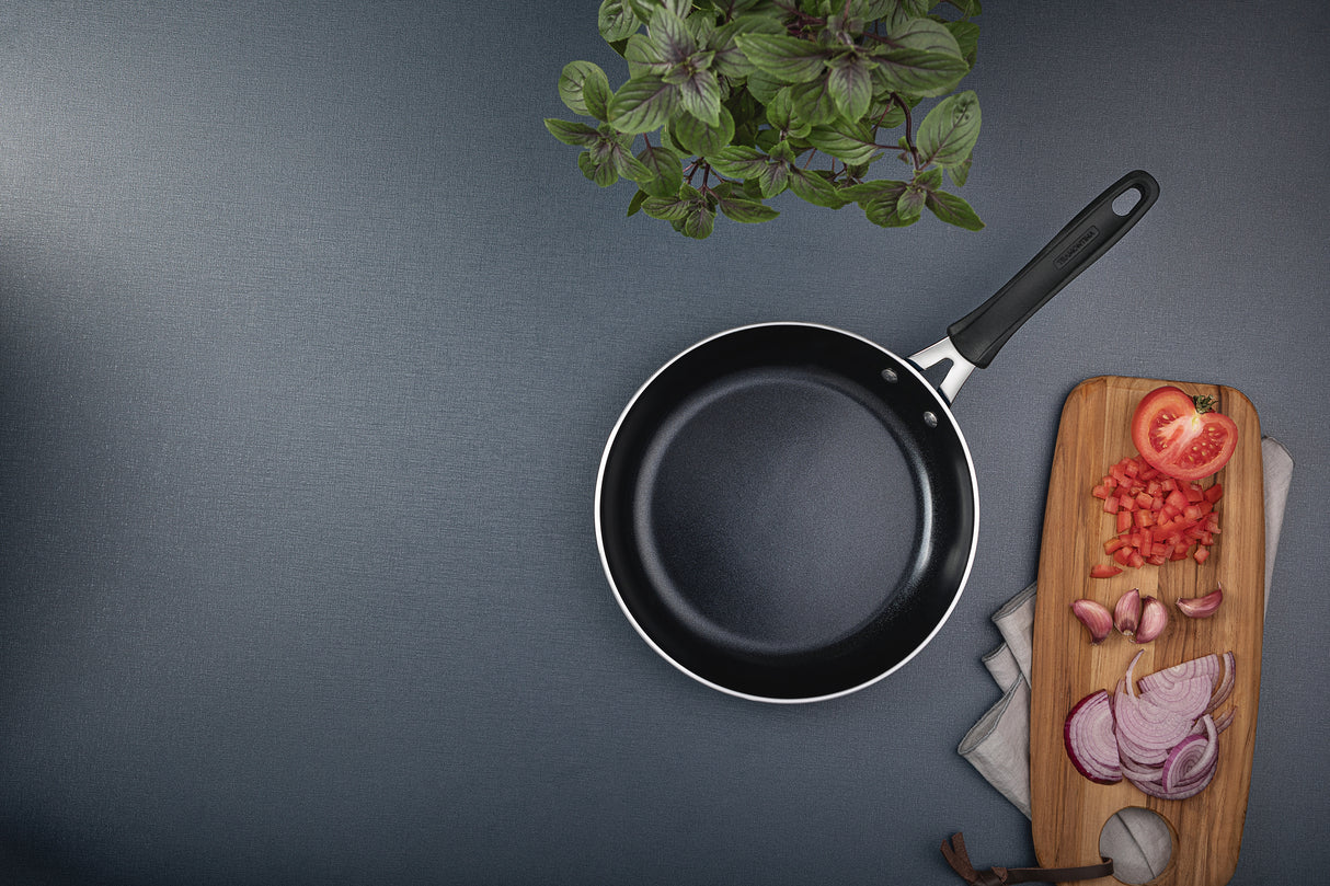 Tunis Aluminium Ceramic Frying Pan - 24cm, 1.6L