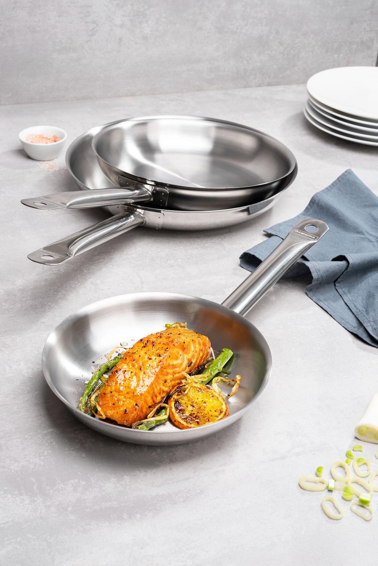 Professional Tri-Ply Base Shallow Frying Pan, 20cm, 1.1L