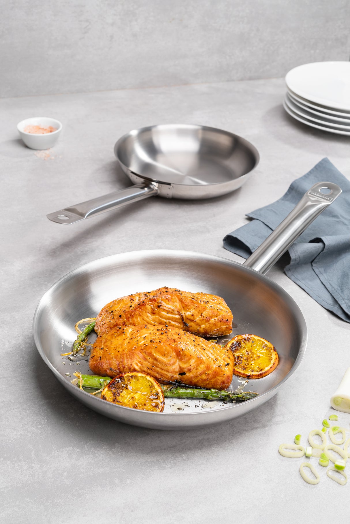 Professional Tri-Ply Base Shallow Frying Pan, 26cm, 2.2L