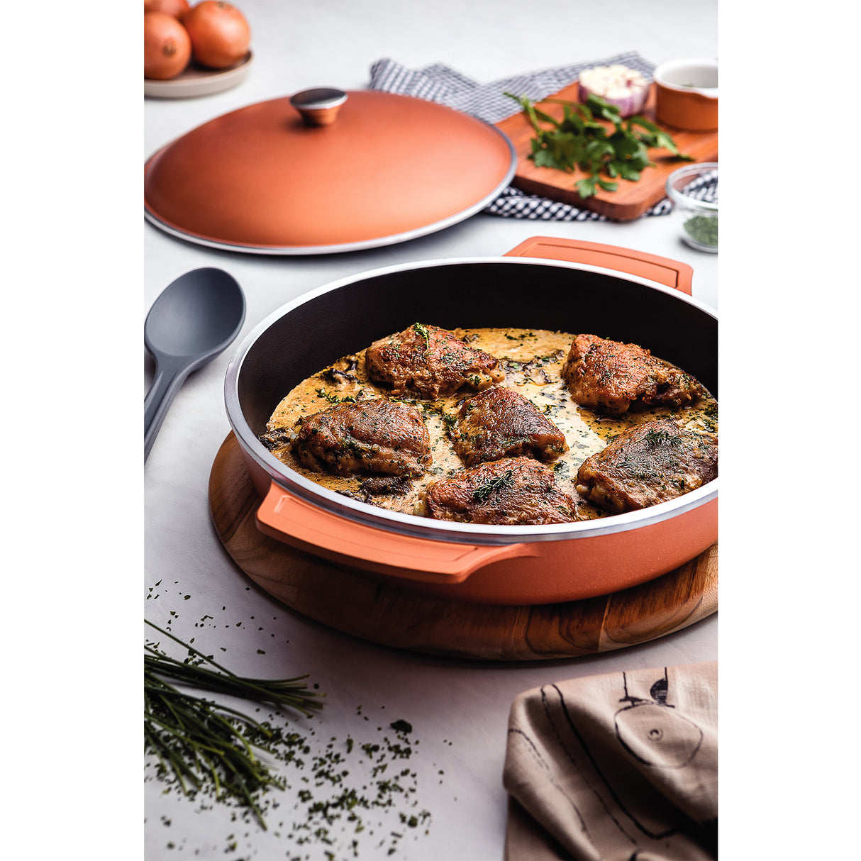 Lyon Golden Frying Pan, 32cm, 4.3L