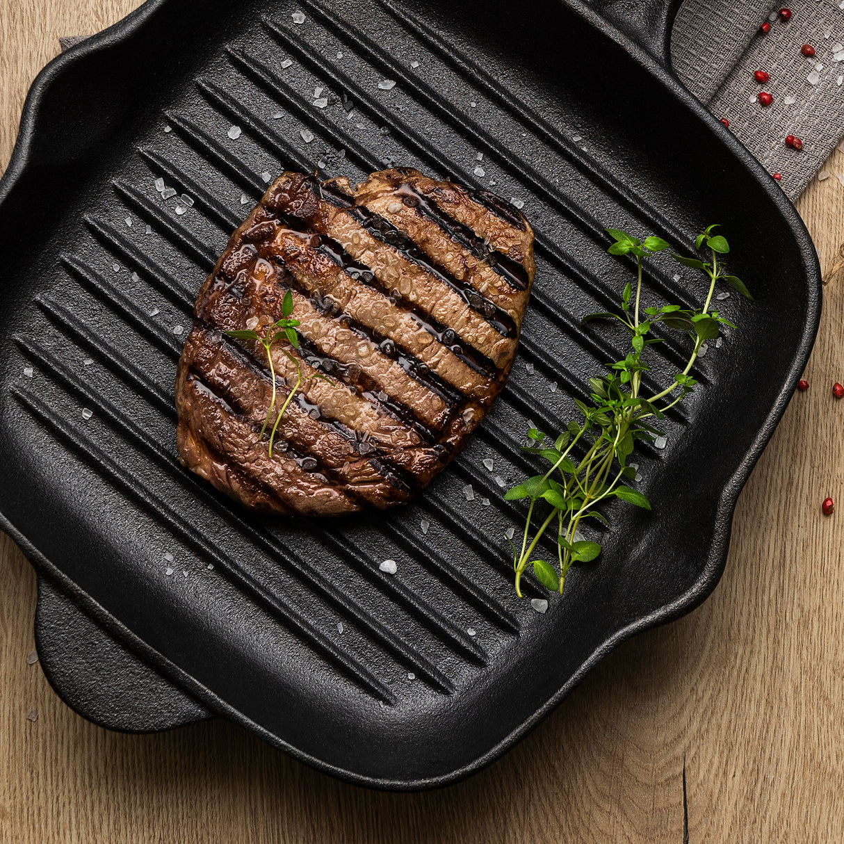 Pre-Seasoned Cast Iron Square Griddle Pan, 27cm