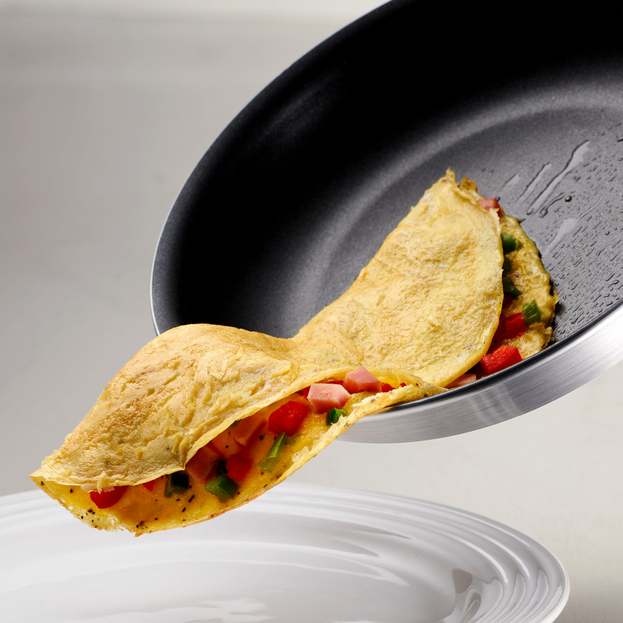 Professional Non-Stick Aluminium Frying Pan, 30cm, 3L